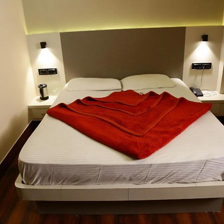 Hotel Aangan Regency Shimla Zewnętrze zdjęcie