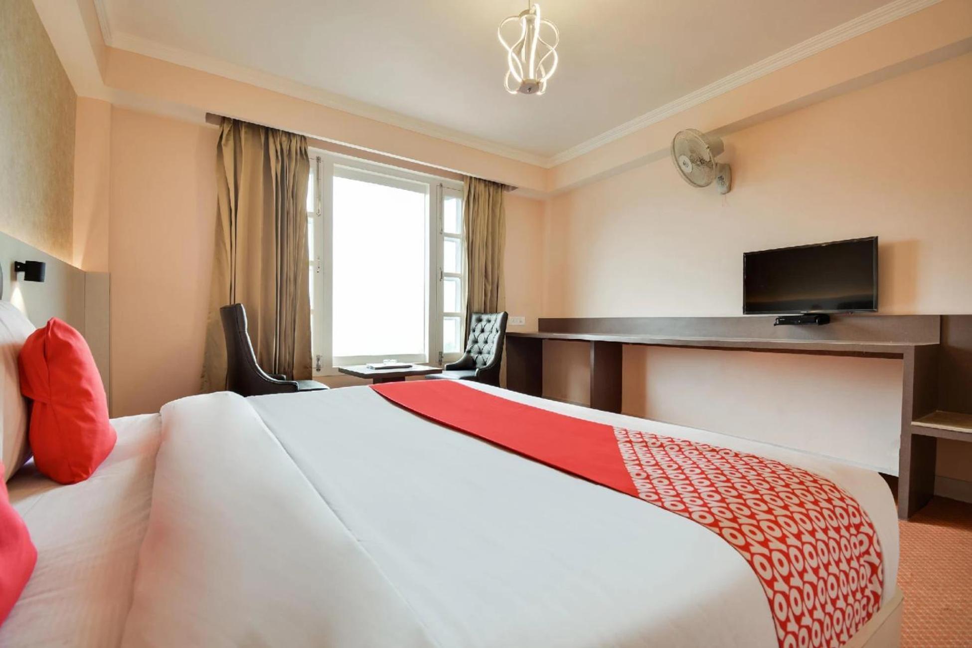 Hotel Aangan Regency Shimla Zewnętrze zdjęcie