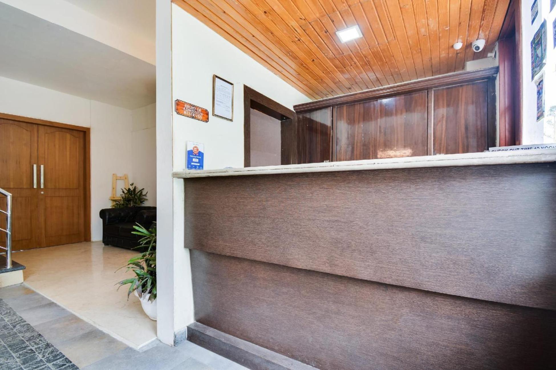 Hotel Aangan Regency Shimla Zewnętrze zdjęcie