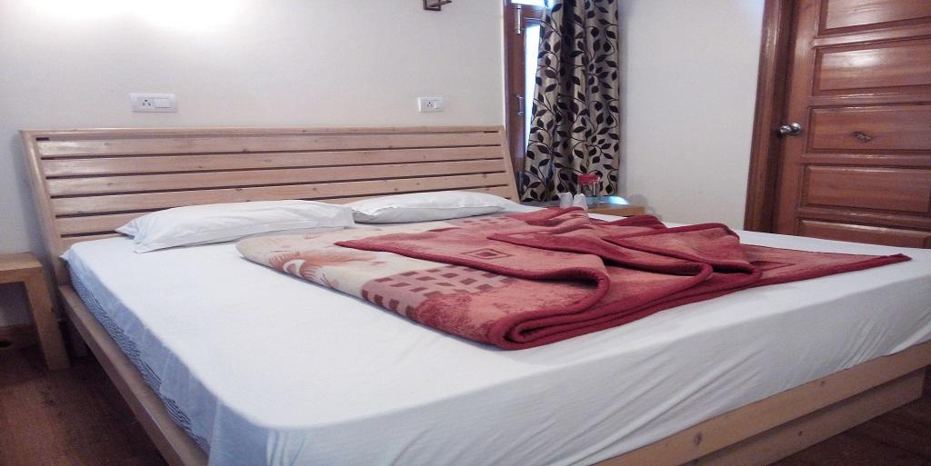 Hotel Aangan Regency Shimla Zewnętrze zdjęcie